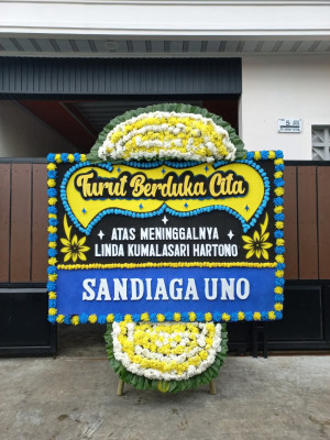Papan Bunga Duka di Sreseh